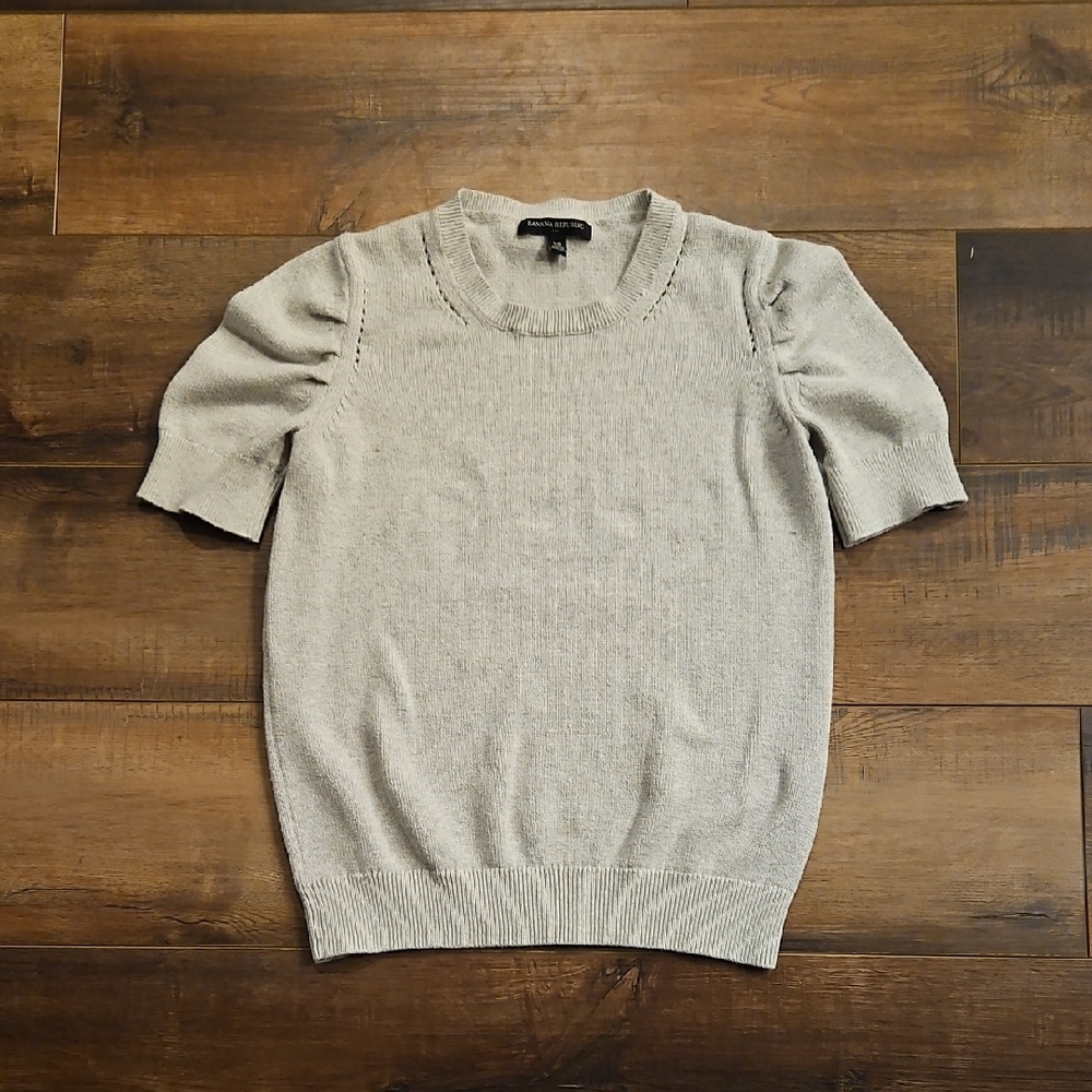 Banana Republic Beige Crewneck Sweater with Fine Knit Texture